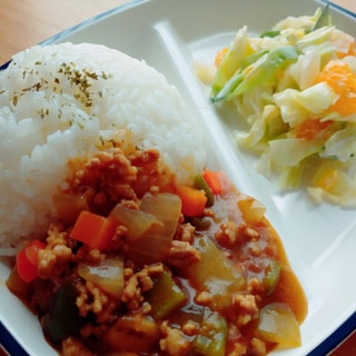 野菜たっぷり！なすのキーマカレー